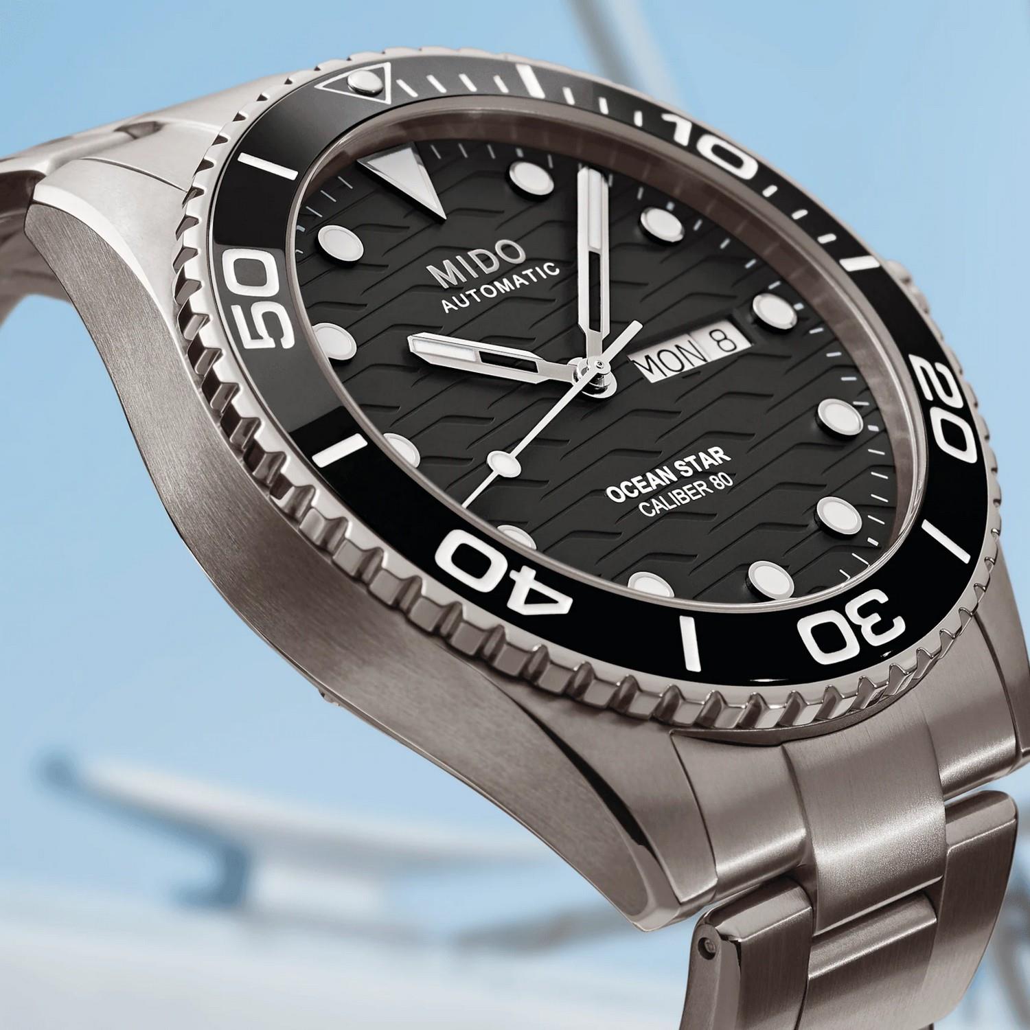 MIDO OCEAN STAR 200C TITANIUM 42,5 MM - M0424304405100