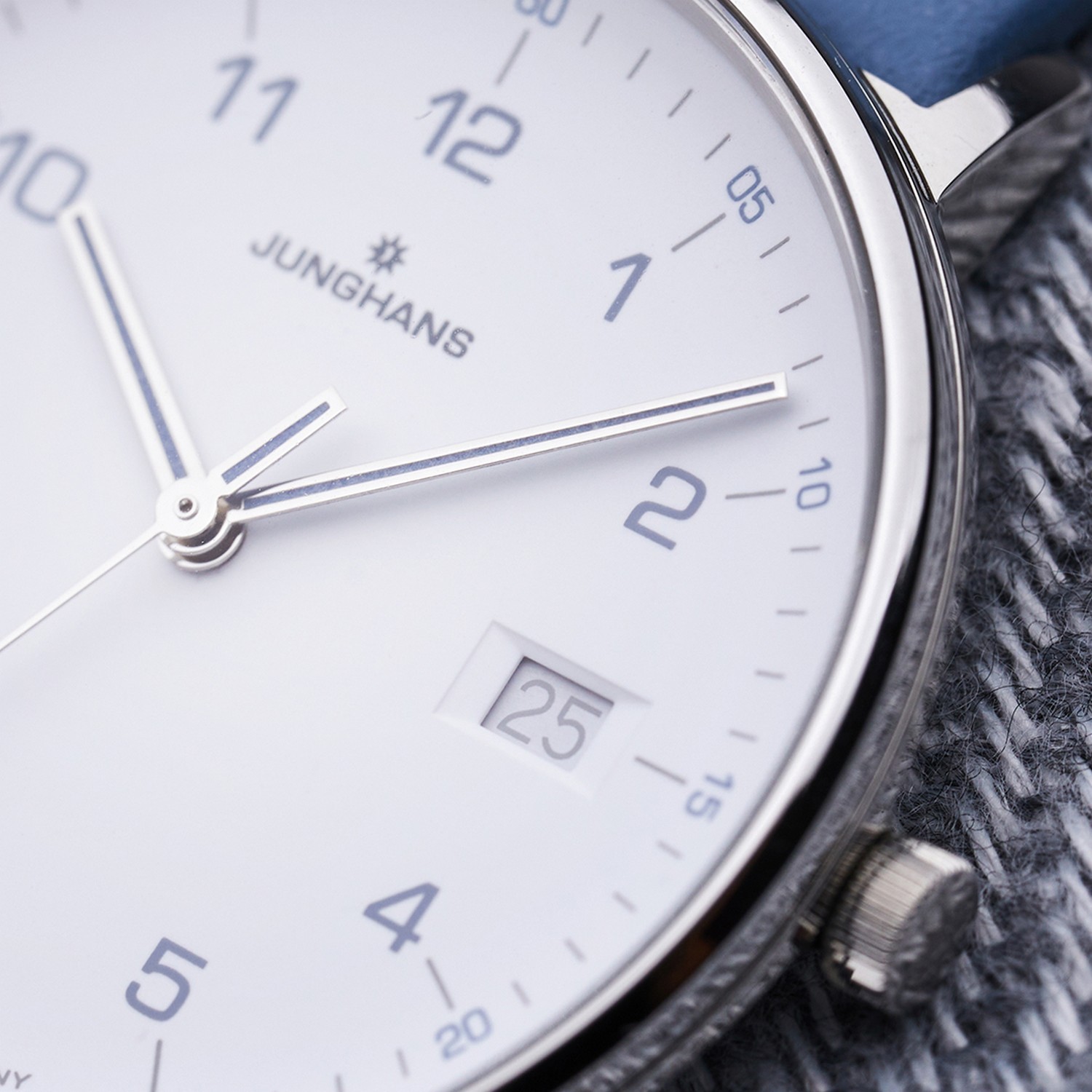 JUNGHANS FORM DAMEN 34 MM - 47/4456.00
